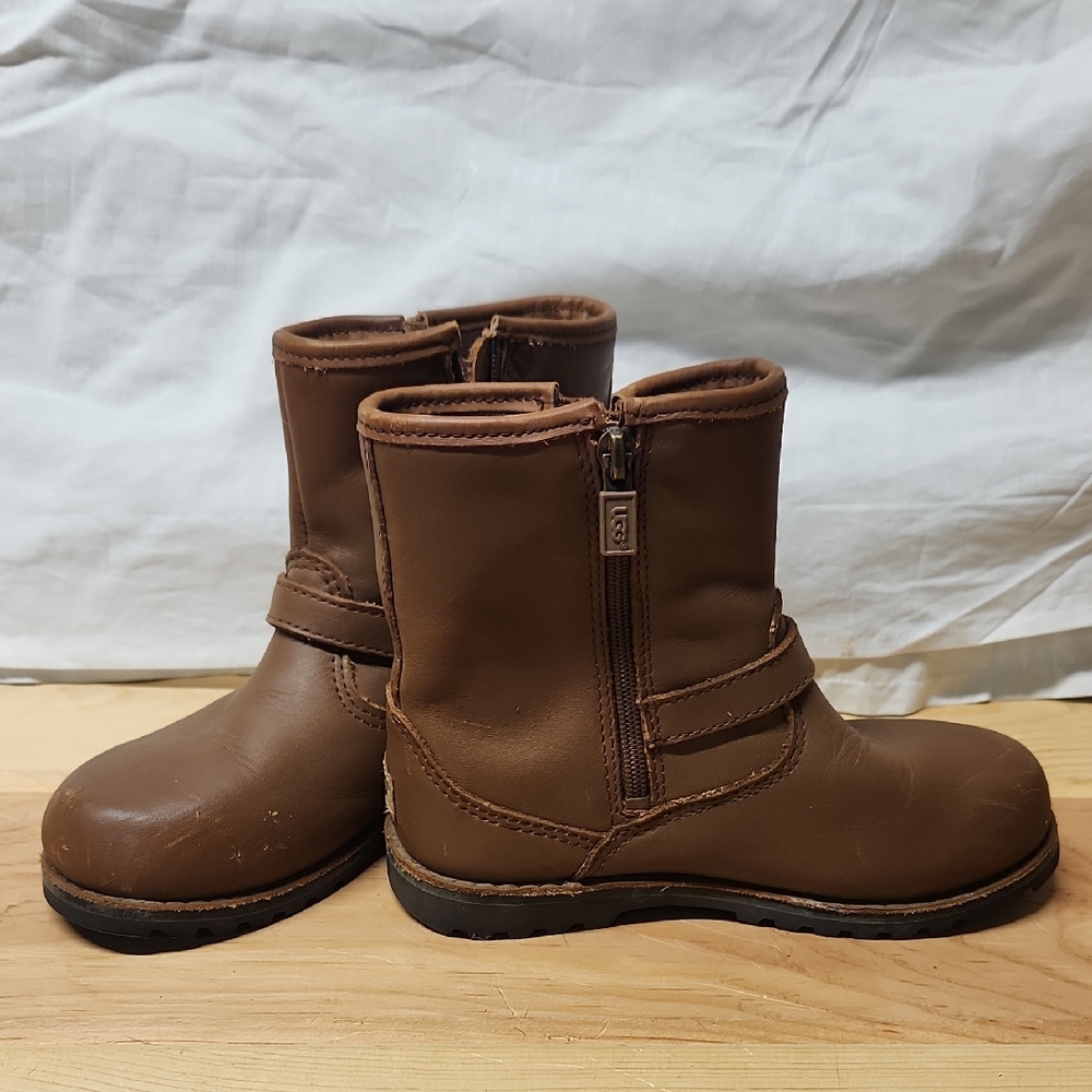 UGG Kids Brown Boots with Zipper